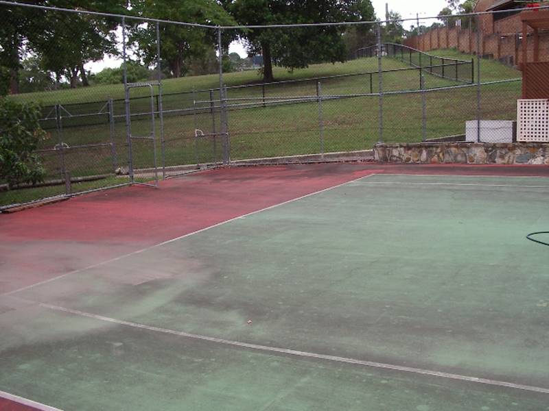 tennis court cleaning