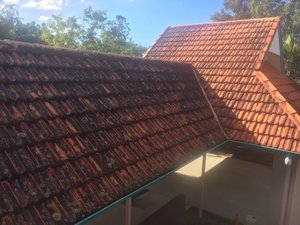 pressure clean terracotta roof